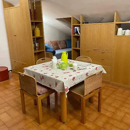 Milordo アパート グッビオ